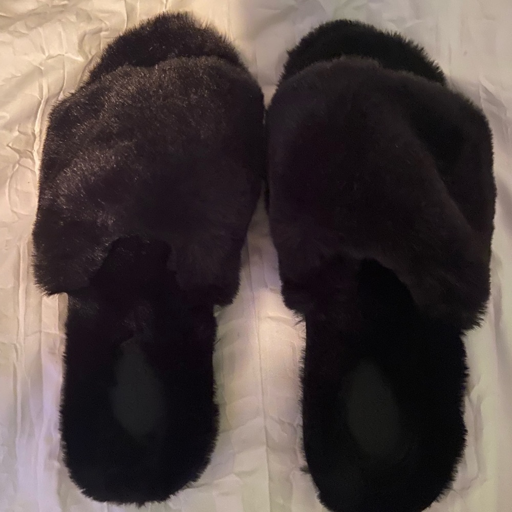 Black furry and soft slippers! Starts above from target